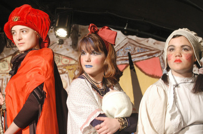 A három megesett lány esete A három megesett lány esete