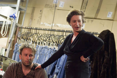 Nehéz istennek lenni Nehéz istennek lenni