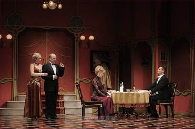 Gyertyafény keringő Gyertyafény keringő