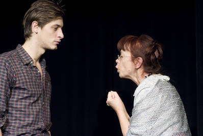 Odaadó hívetek, Surik Odaadó hívetek, Surik