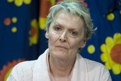 Egy komcsi nyanya vagyok! Egy komcsi nyanya vagyok!