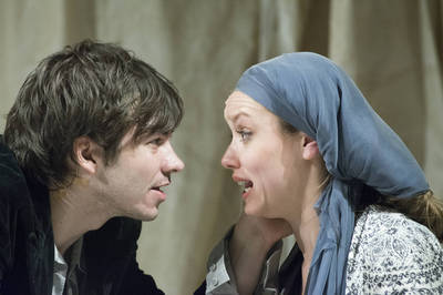 A kétfejű fenevad A kétfejű fenevad