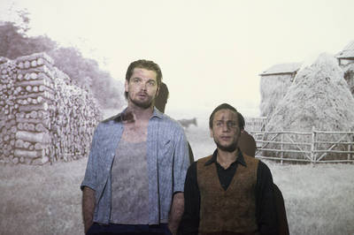 Mellettem elférsz Mellettem elférsz