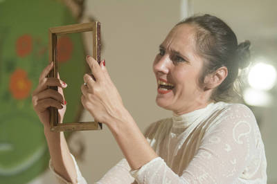 A vámkisasszony A vámkisasszony