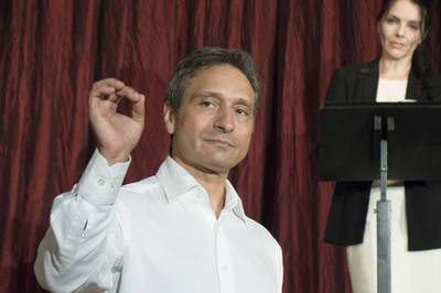 ...nyílt sebe vagyok a szíven szúrt világnak… ...nyílt sebe vagyok a szíven szúrt világnak…