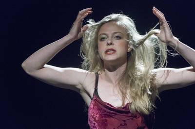 Béres Márta One-Girl Show Béres Márta One-Girl Show