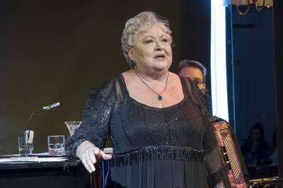 „Emberi hang…” „Emberi hang…”