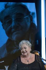 „Emberi hang…” „Emberi hang…”