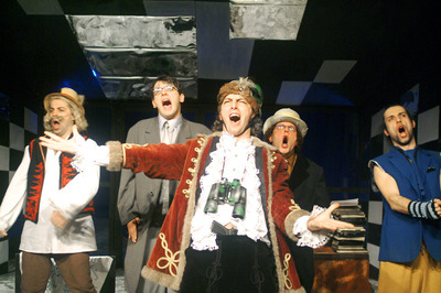 Komámasszony, hol a stukker? Komámasszony, hol a stukker?