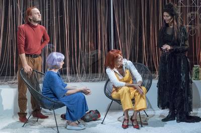 Közeleg az idő Közeleg az idő