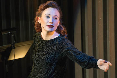 Ópiumkeringő Ópiumkeringő