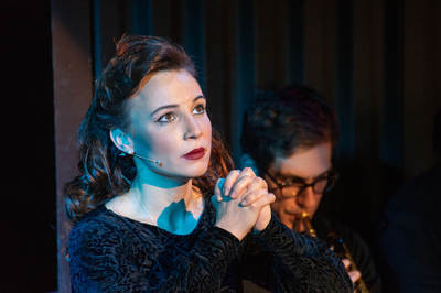 Ópiumkeringő Ópiumkeringő