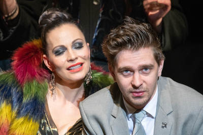 Lila ákác Lila ákác