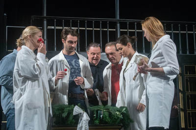 Illatszertár Illatszertár