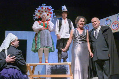 Parasztopera Parasztopera