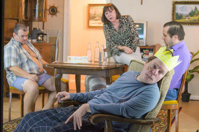 Isten, haza, család Isten, haza, család