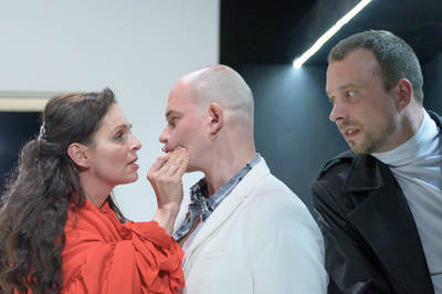 Don Juan, vagy az apák kínja Don Juan, vagy az apák kínja