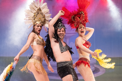 A Csókos Asszony Lovagjai A Csókos Asszony Lovagjai