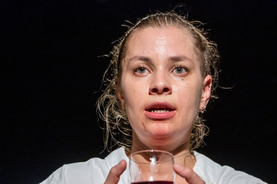 Isten, haza, konyha – avagy ma már keresztbe álltam a Bajcsyn Isten, haza, konyha – avagy ma már keresztbe álltam a Bajcsyn