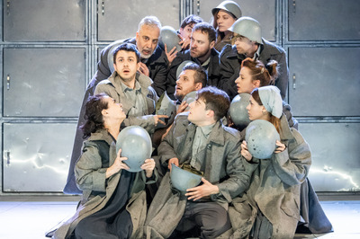 Miért alszol a padlón? Miért alszol a padlón?