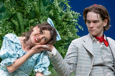 Lila ákác Lila ákác