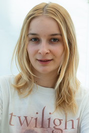 Hodik Annabella Hodik Annabella