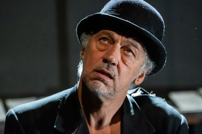 Godot-ra várva Godot-ra várva