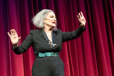 Semmi nem történik a színházban Semmi nem történik a színházban