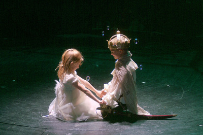 A sötétben látó tündér A sötétben látó tündér