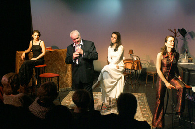 Fizetek, főúr! Fizetek, főúr!