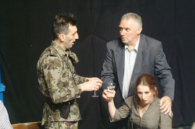 Katonák, katonák Katonák, katonák