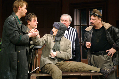 A tizedes meg a többiek A tizedes meg a többiek