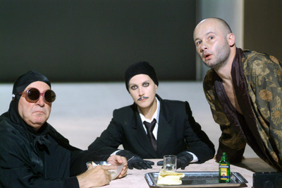 Szeget szeggel Szeget szeggel