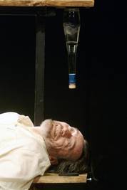 Hű, de messze van Petuski! Hű, de messze van Petuski!