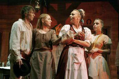 Énekes madár Énekes madár