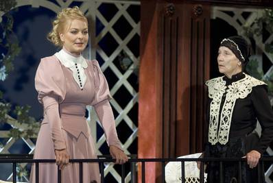 Régimódi történet Régimódi történet