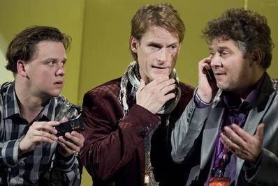 Csörgess meg! Csörgess meg!